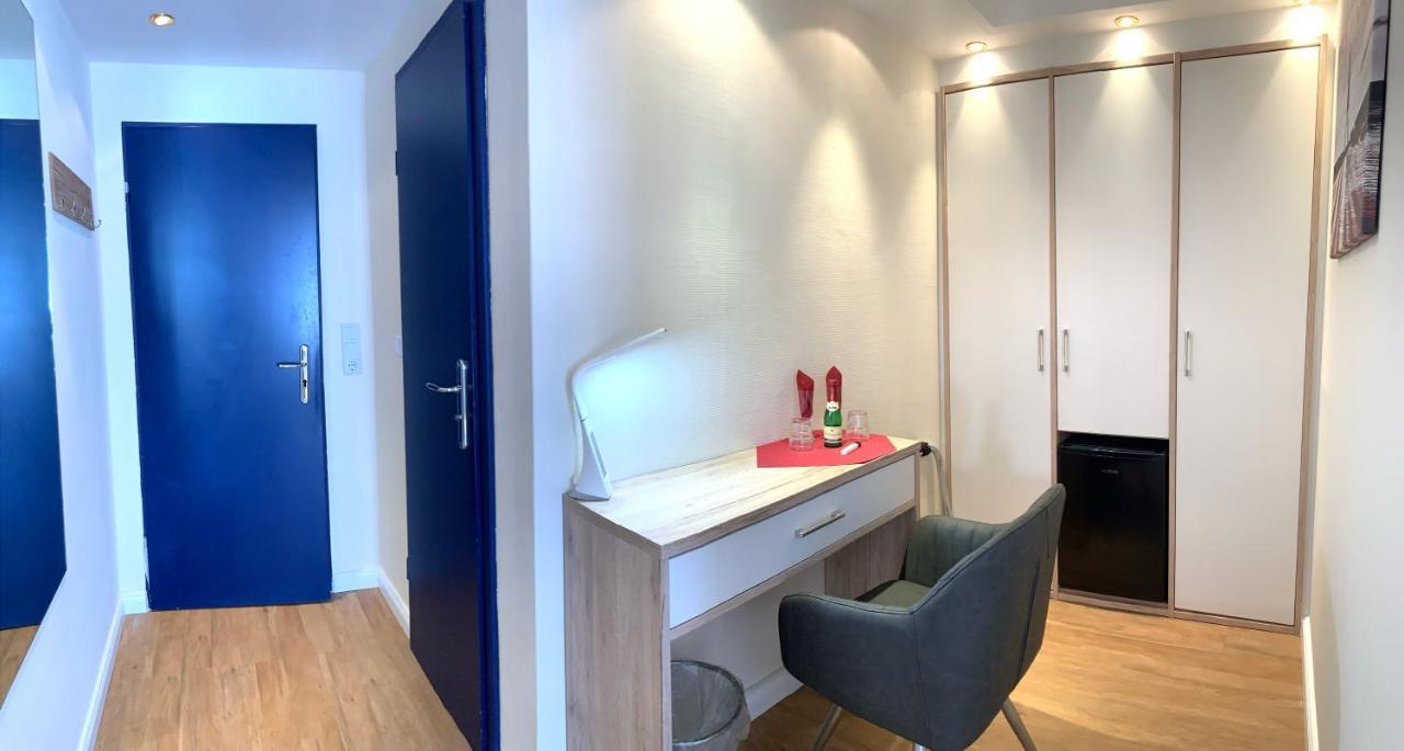 Aparthotel Kleine Perle Куксхафен Экстерьер фото