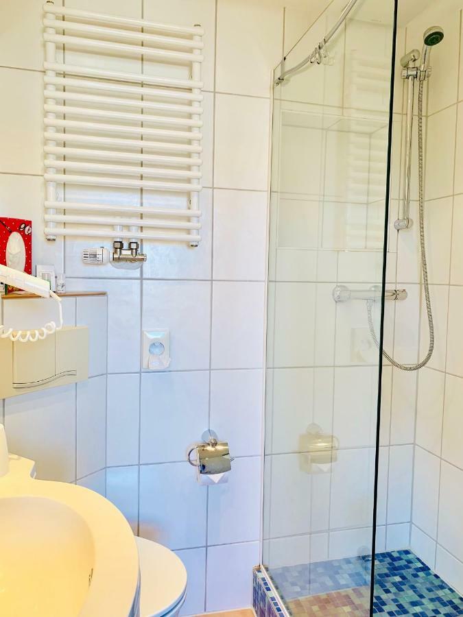 Aparthotel Kleine Perle Куксхафен Экстерьер фото